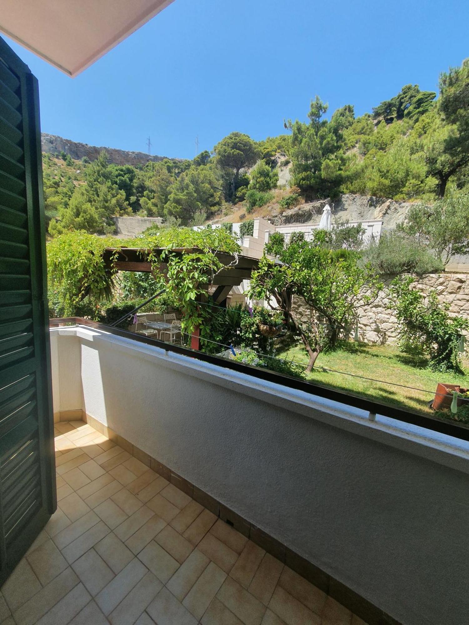 Apartments Karlo Omis Room photo